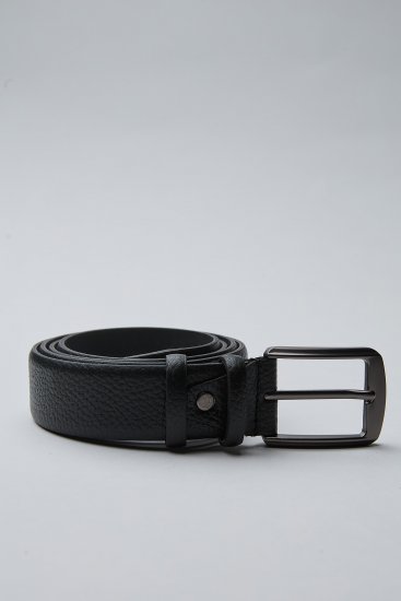 Мужской ремень черный текстурный