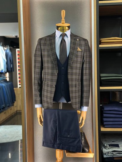 Костюм MAZALTOVMAN 3-ка премиум Черный в синюю клетку